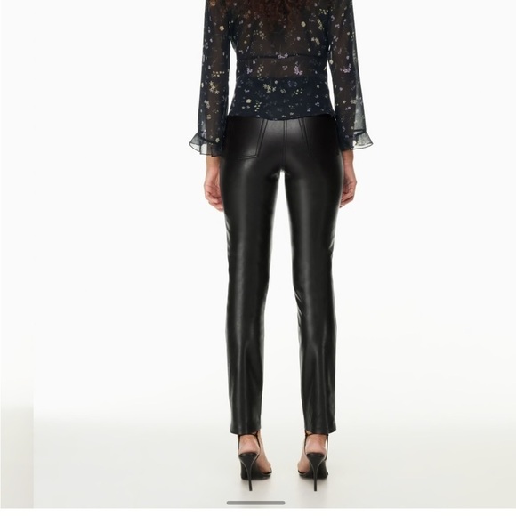 Aritzia Wilfred The Melina™ Slim Pant Vegan Leather - Picture 4 of 12